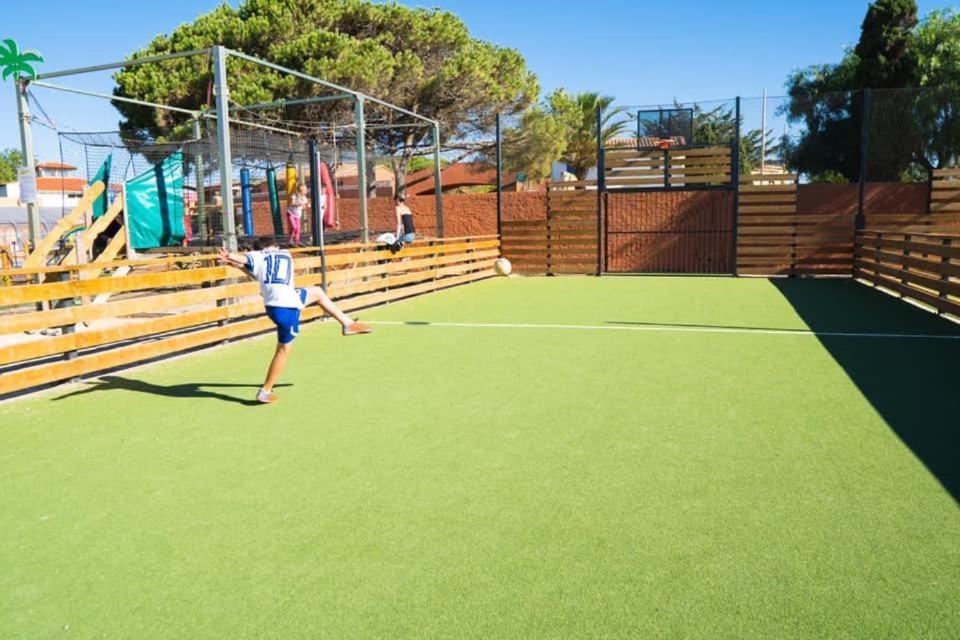 Coco - Camping Le Mar Estang Canet-en-Roussillon Bagian luar foto